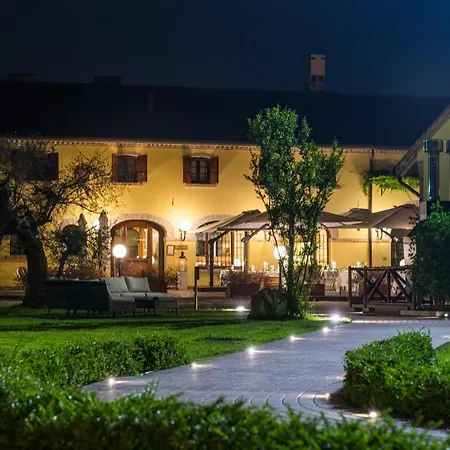 Nocleg ze śniadaniem La Posa Degli Agri 4*