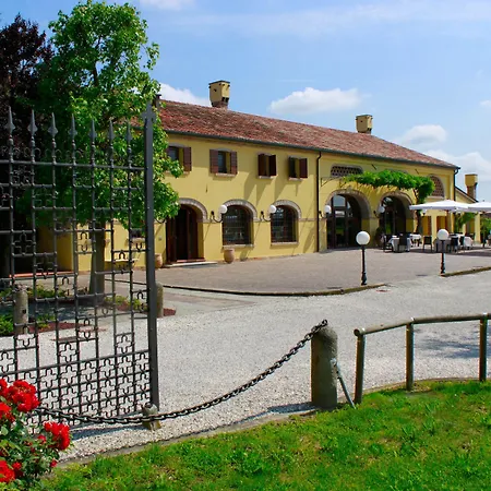 La Posa Degli Agri 4*