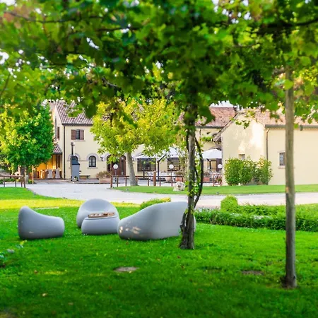 La Posa Degli Agri 4*