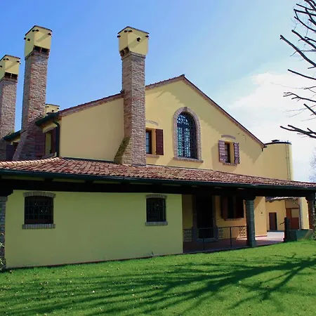 La Posa Degli Agri Bed & Breakfast 3*