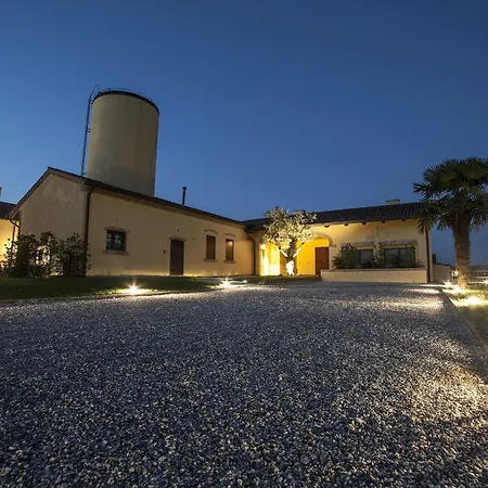 La Posa Degli Agri Bed & Breakfast 3*
