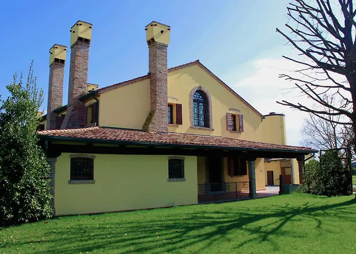 La Posa Degli Agri Bed and Breakfast 4*